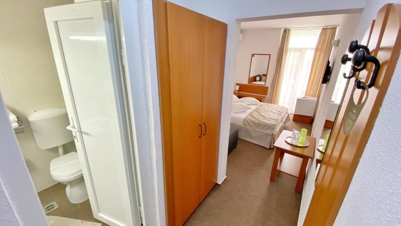 Hotel Decebal Neptun Esterno foto